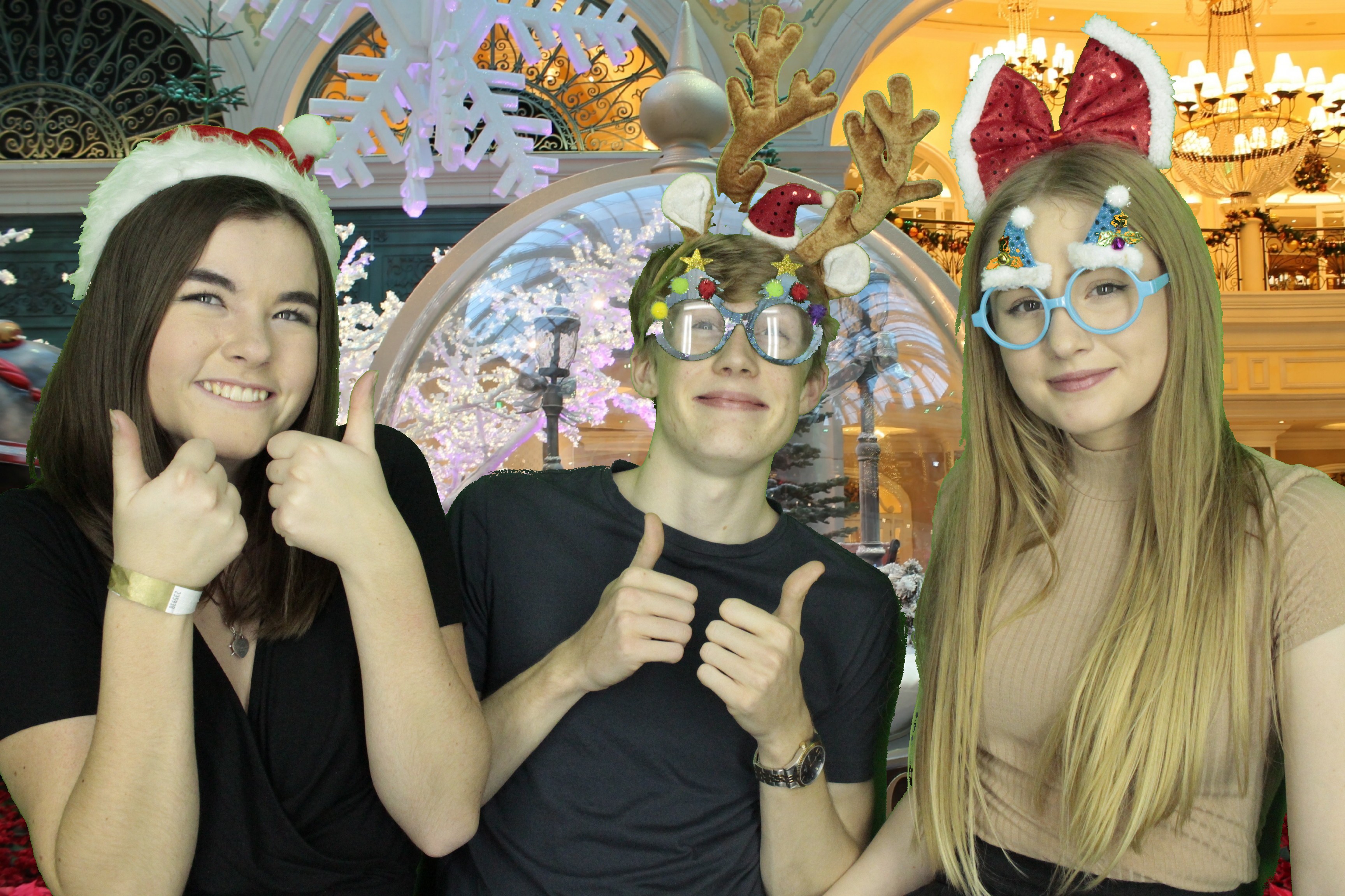 Waitrose Christmas Party 2019 | View more photos from the event at gallery.myphotoboothexperience.co.uk/u/MyPhotoBoothExperienceLtd/Waitrose-Christmas-Party-2019